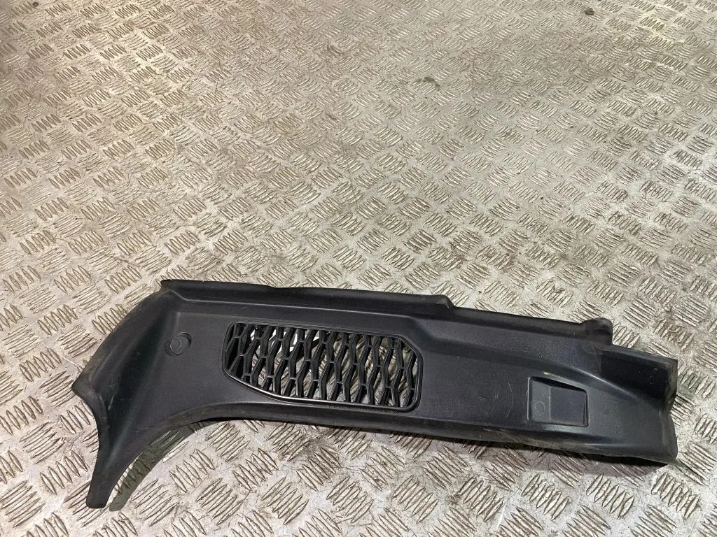 Wiper trim HY3244249AD