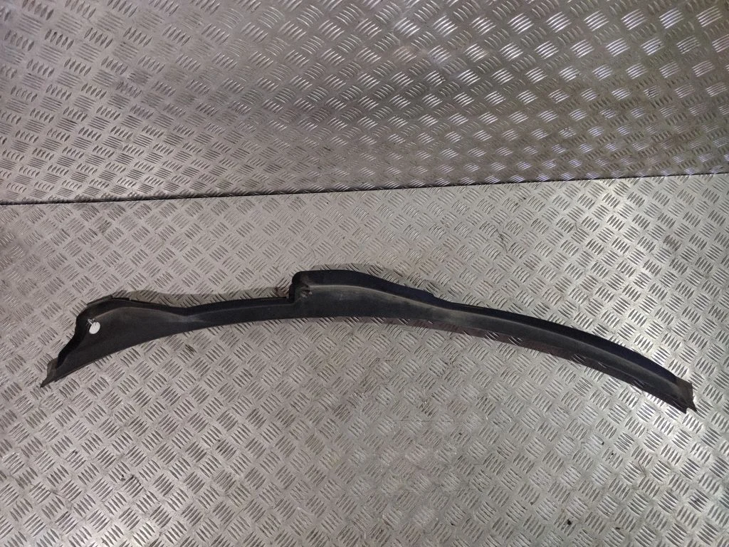Wiper trim – Audi A5 Sportback 8TA (2009-2016)