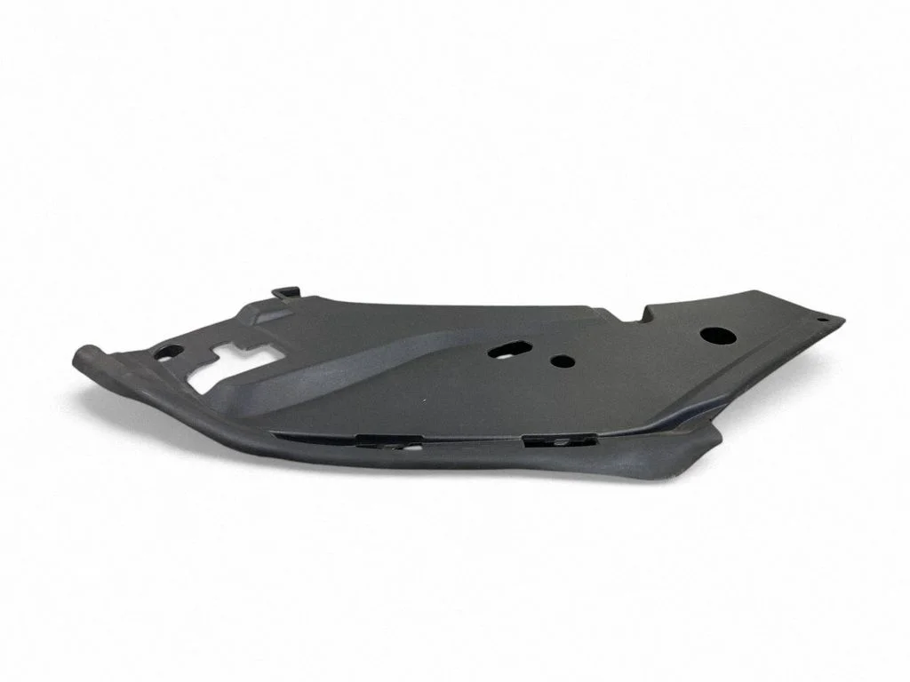 Engine bonnet/hood lock trim molding 31386868