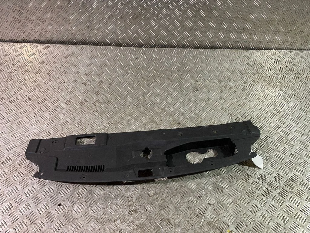 Engine bonnet/hood lock trim molding 7450A753