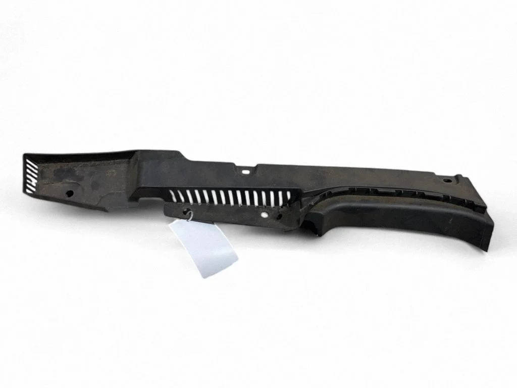 Wiper trim 31371763
