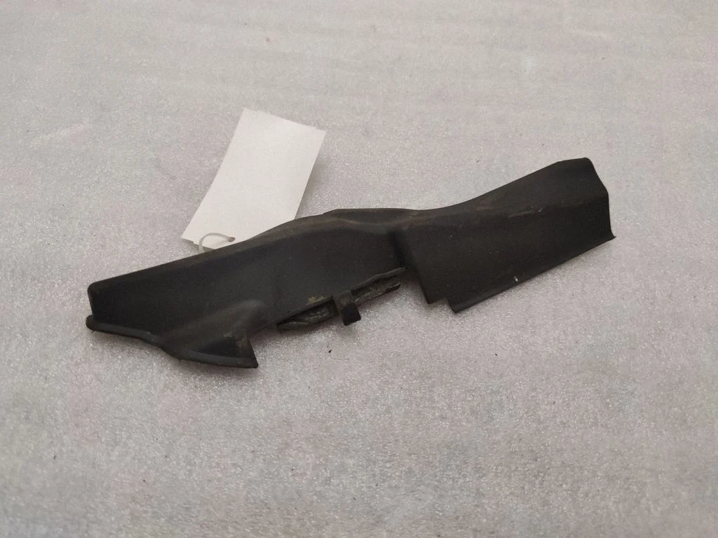 Mootoriruumi tihend J9C302252AB