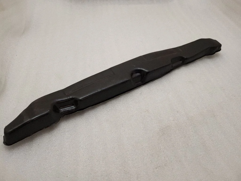 Fender foam support/seal 84142F1000
