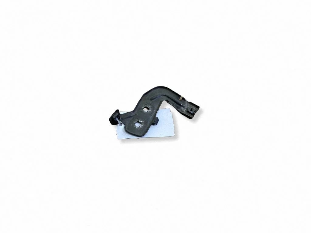 Fender mounting bracket 7255822
