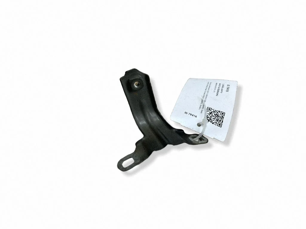 Fender mounting bracket – BMW M2 F87 (2015-2021), right