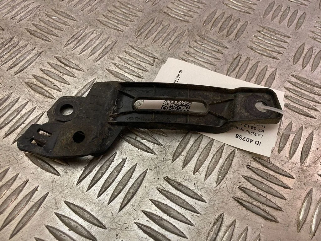 Fender mounting bracket CPLA16290AC