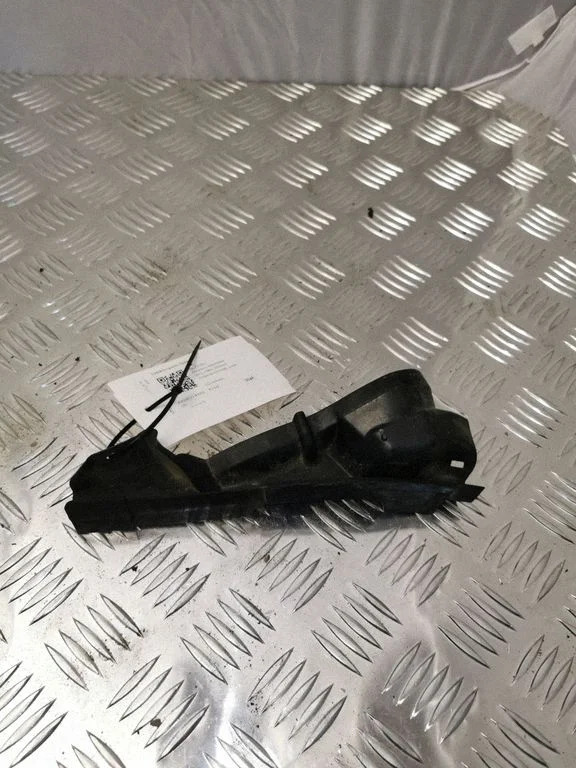 Fender mounting bracket 4G0805233