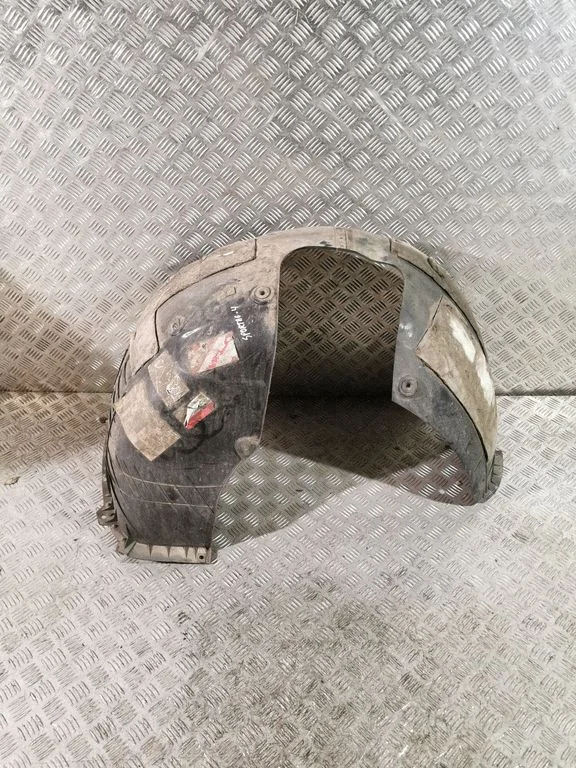 Front wheel arch liner splash guards 86814F1000