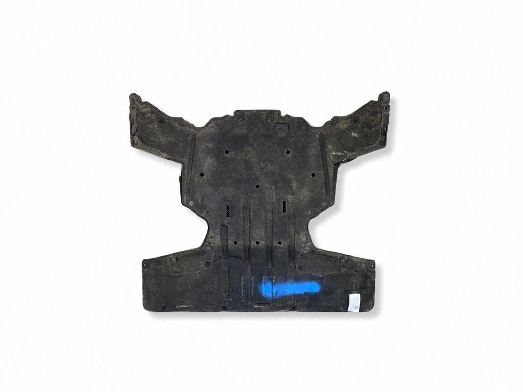 Engine splash shield/under tray 4KE825811C