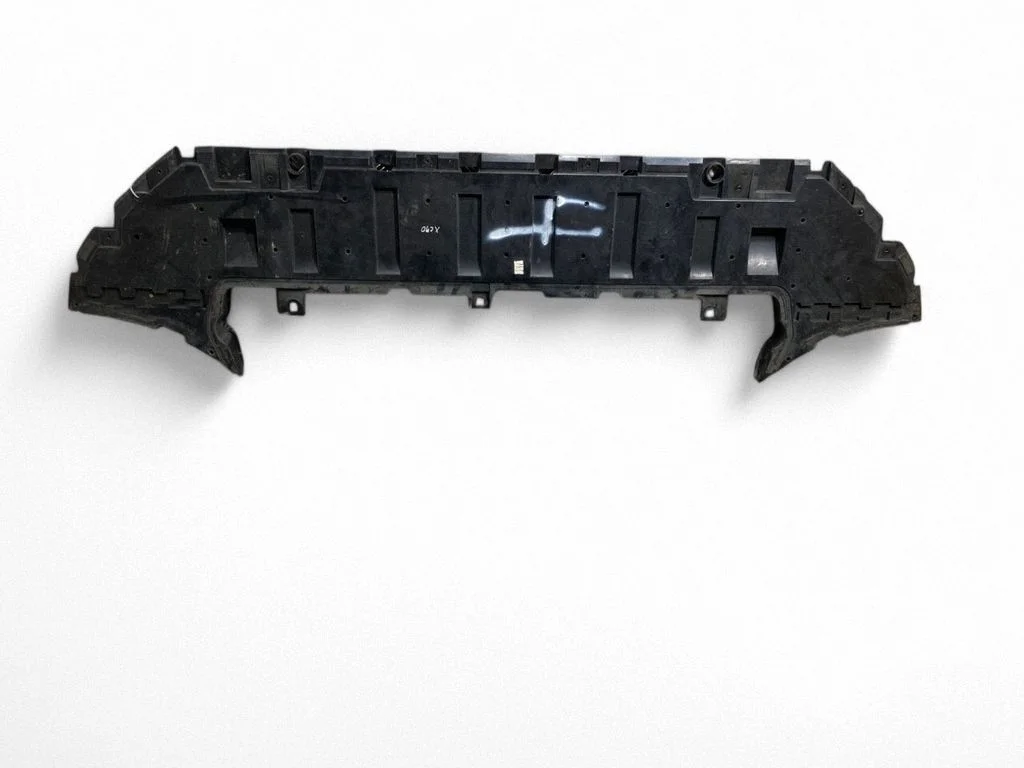 Front bumper skid plate/under tray 31353372