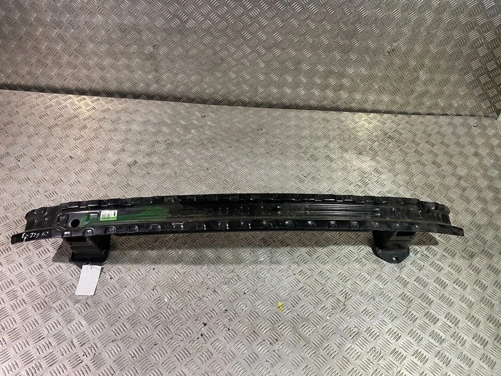 Aizmugurējā bufera šķērssija – Mercedes-Benz GLC klase C253 (2016-)