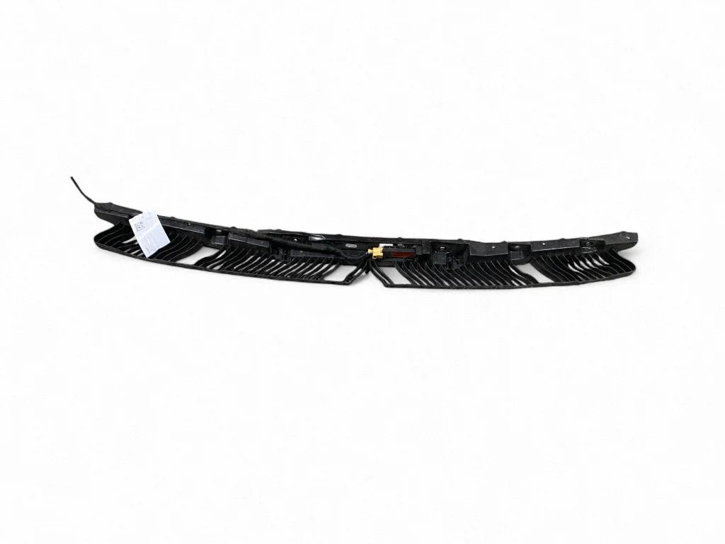 Rear bumper mounting bracket 5NA807863