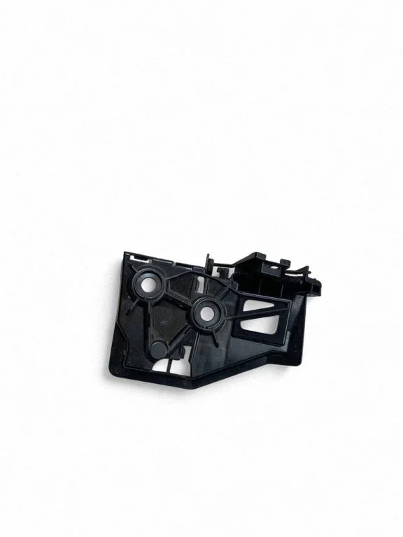 Rear bumper mounting bracket 5NA807393A