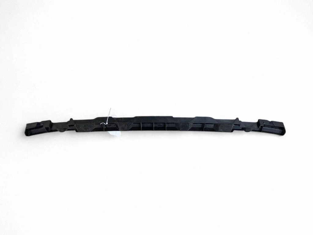Rear bumper mounting bracket 31449280