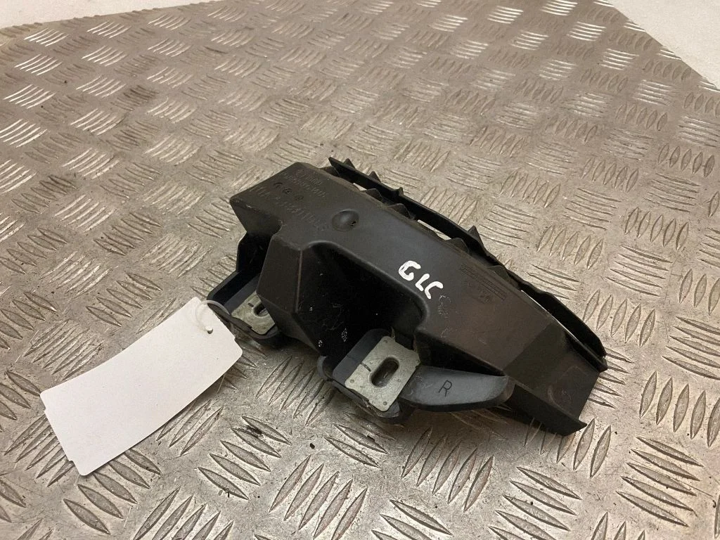 Rear bumper mounting bracket A2538801003