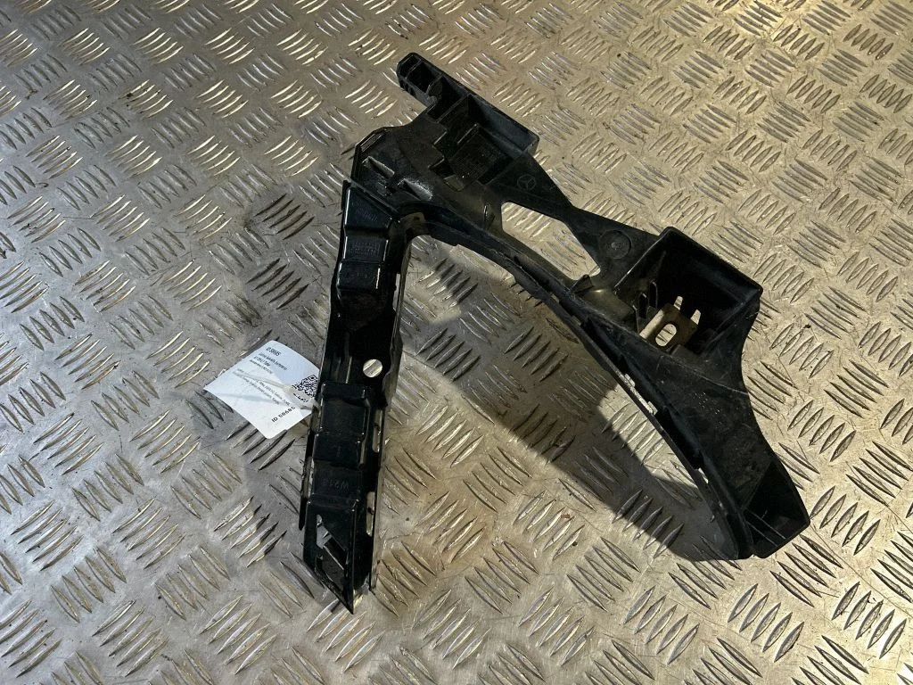 Aizmugurējā bufera turētājs A2138850065