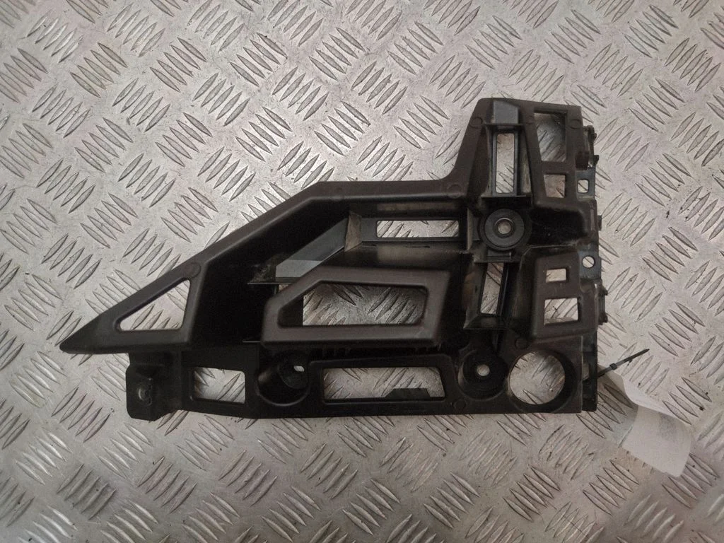 Rear bumper mounting bracket 9810591580