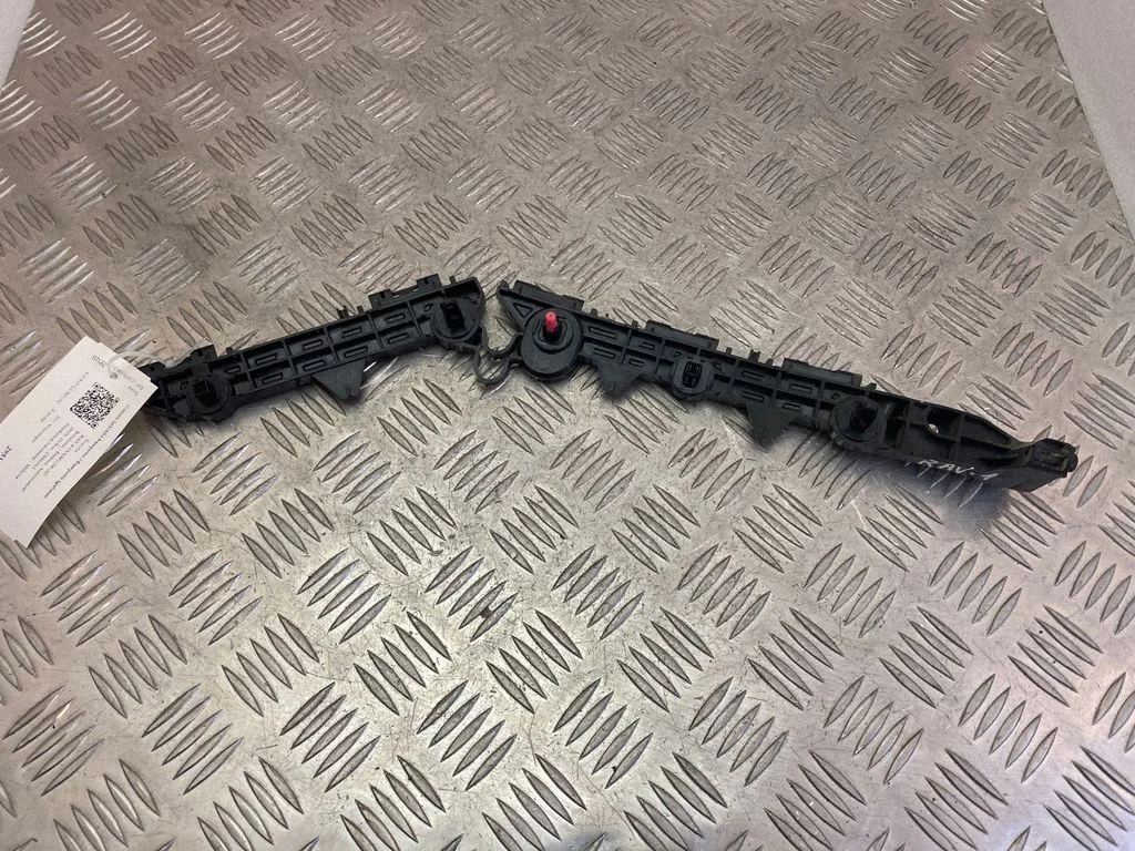 Rear bumper mounting bracket 5215642050