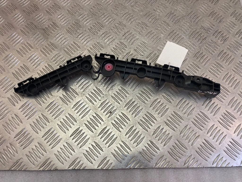 Rear bumper mounting bracket 5215542050
