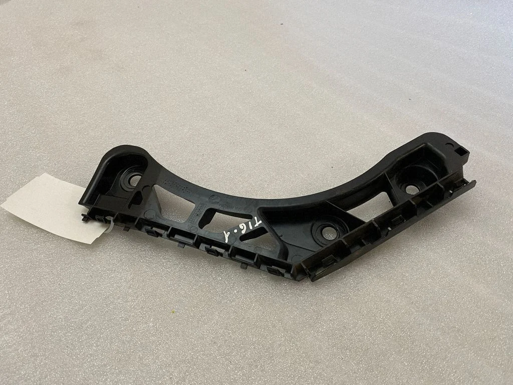 Rear bumper mounting bracket – Volkswagen Tiguan Allspace (2017-)