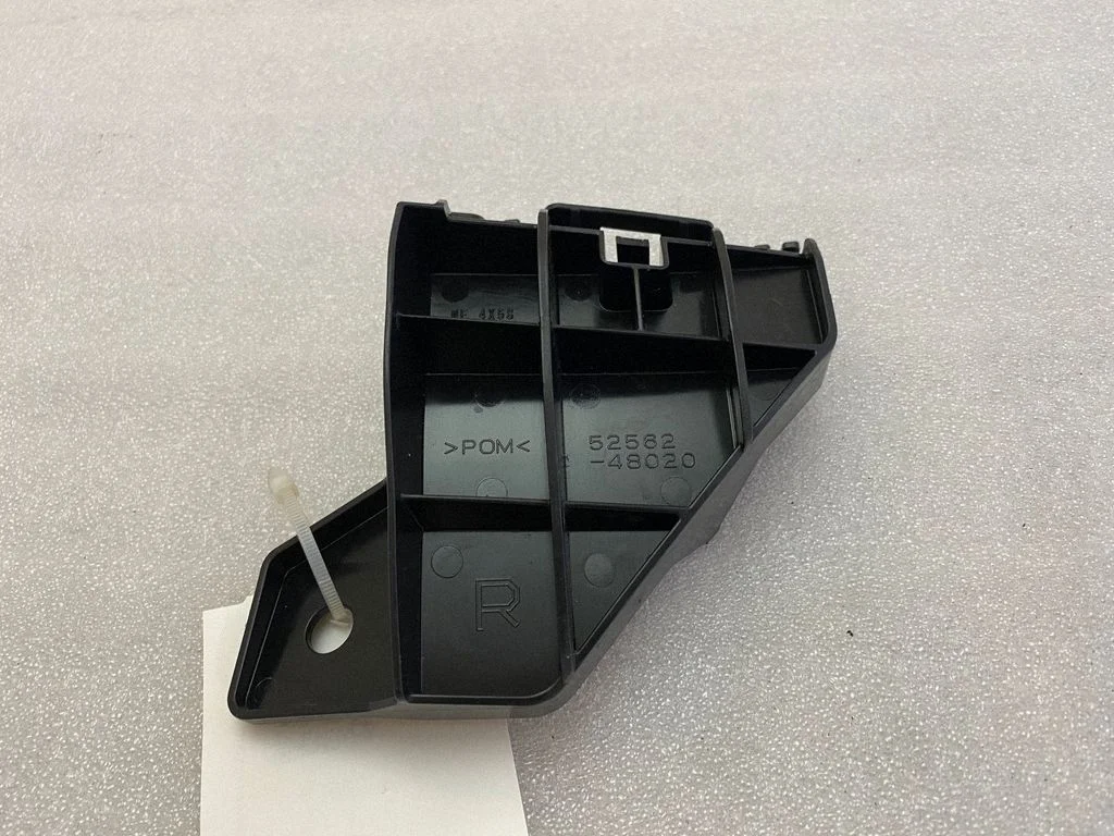 Rear bumper mounting bracket – Lexus RX 450H (2016-)