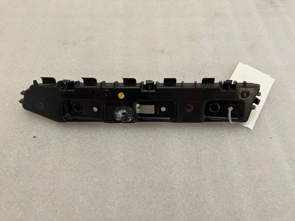 Rear bumper mounting bracket LV4B17D949D