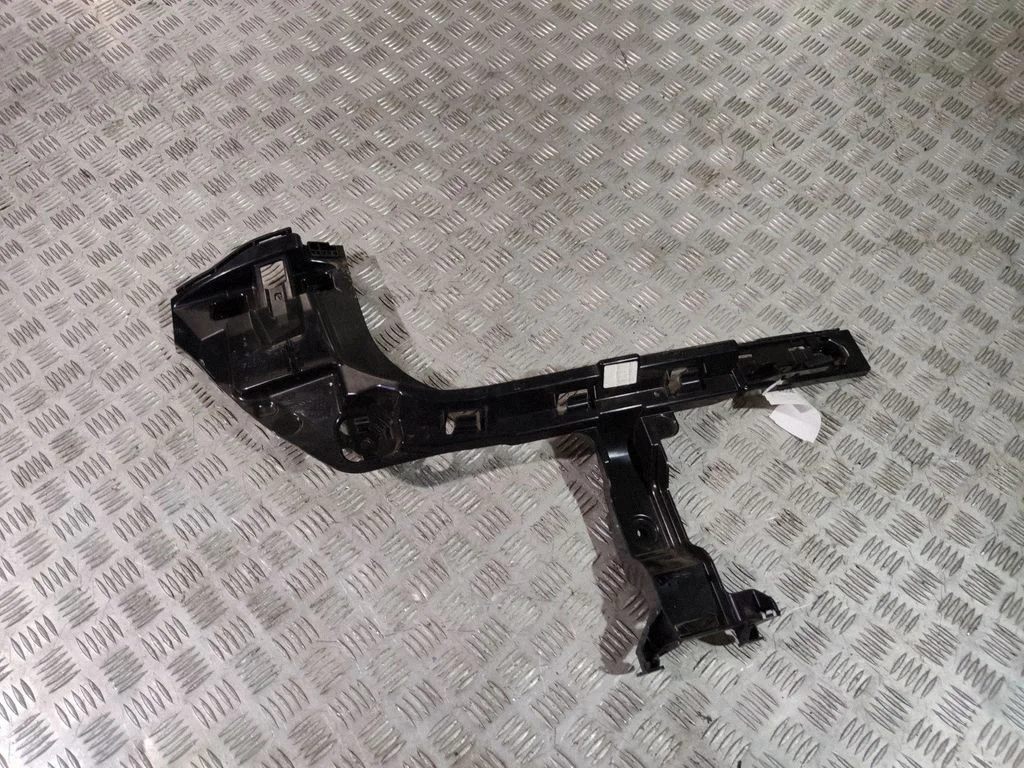 Rear bumper mounting bracket 7381119