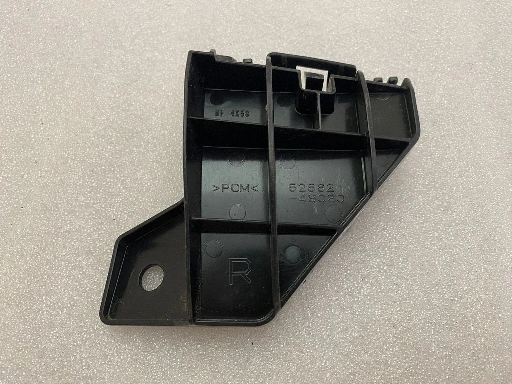 Rear bumper mounting bracket – Lexus RX 450H (2016-)
