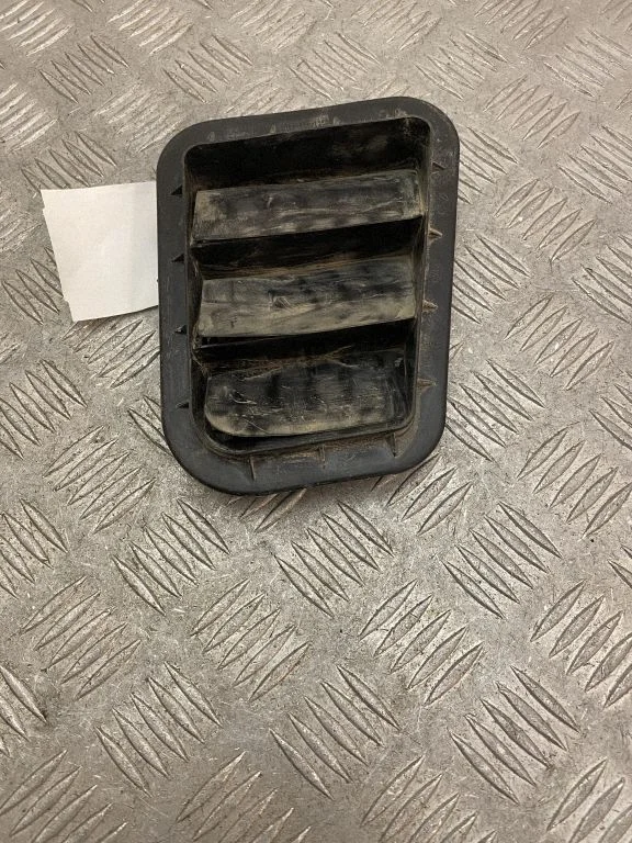 Quarter panel pressure vent – Hyundai Kona I (2017-2023)