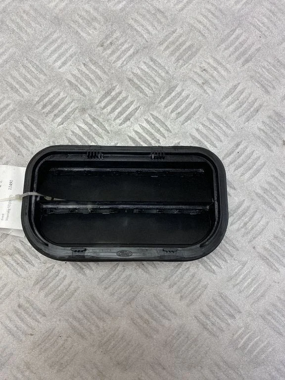 Ventilatsioonirest – Ford Mustang VI (2015-)