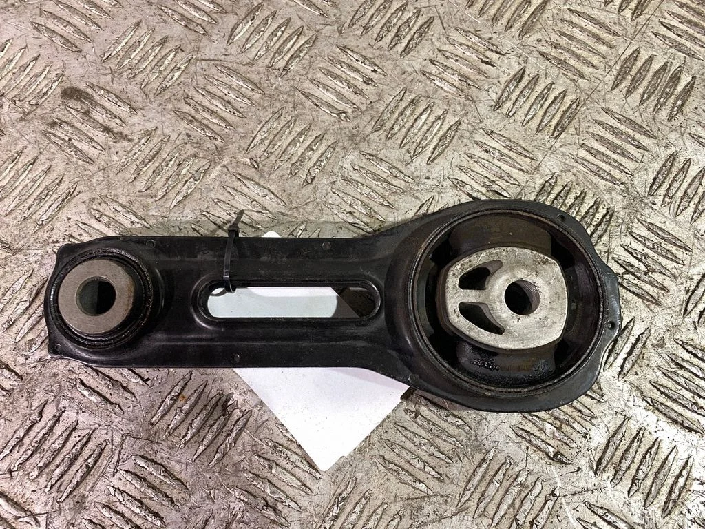 Gearbox mount 1092A224