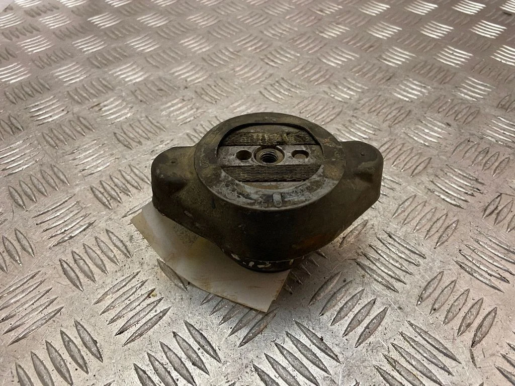 Ātrumkārbas spilvens – Audi A6 Allroad C5 (1999-2005)