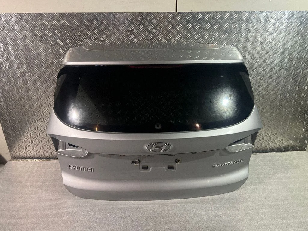 Tailgate/trunk/boot lid