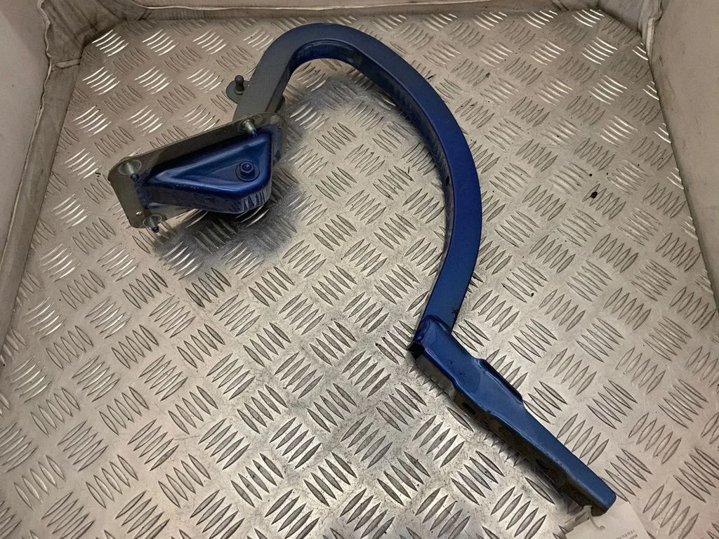 Tailgate/trunk/boot hinge 7420781