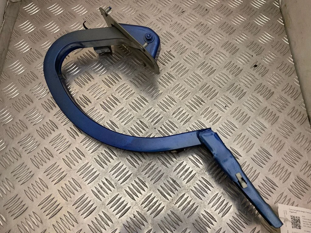 Tailgate/trunk/boot hinge 7420782