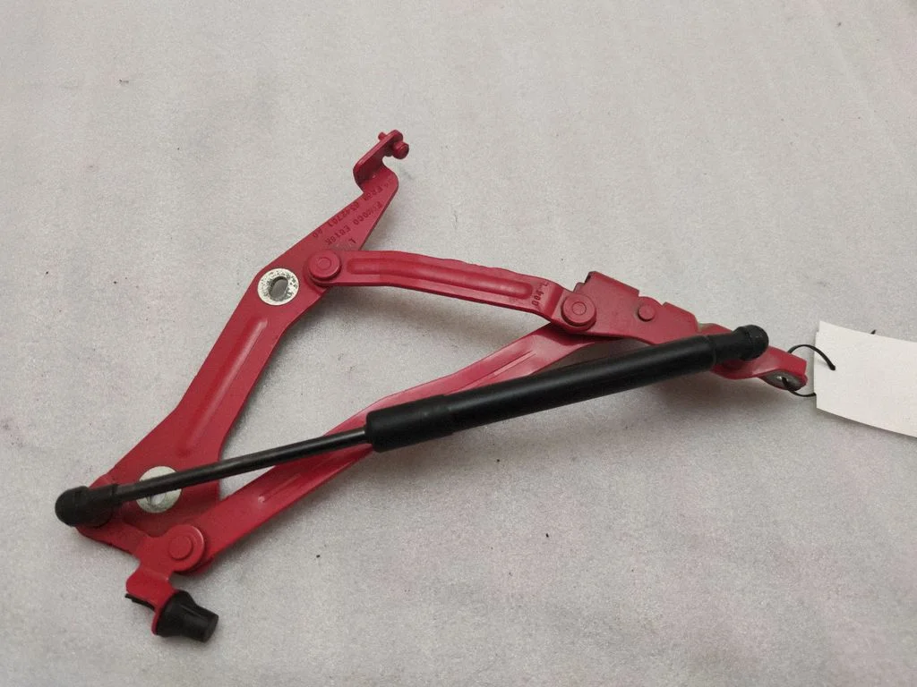 Tailgate/trunk/boot hinge FR3B6342701AD