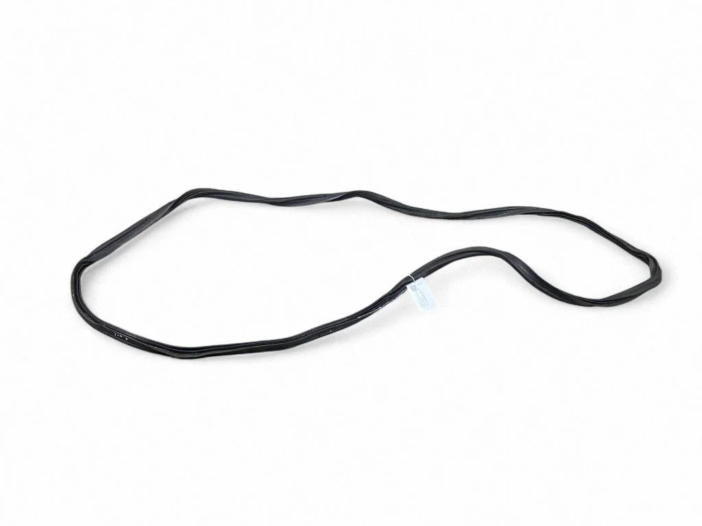 Loading door rubber seal (on body) 5NA827705