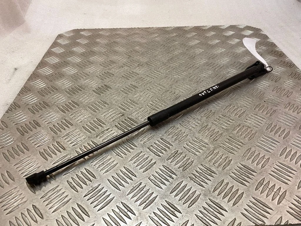 Tailgate/trunk strut/damper 5802A506