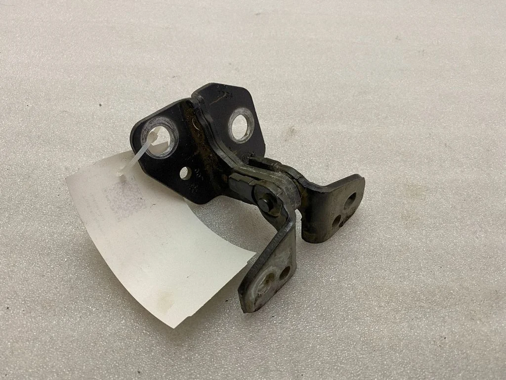 Front door lower hinge 773A