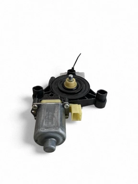 Front door window regulator motor – Audi RS Q8 (2019-)