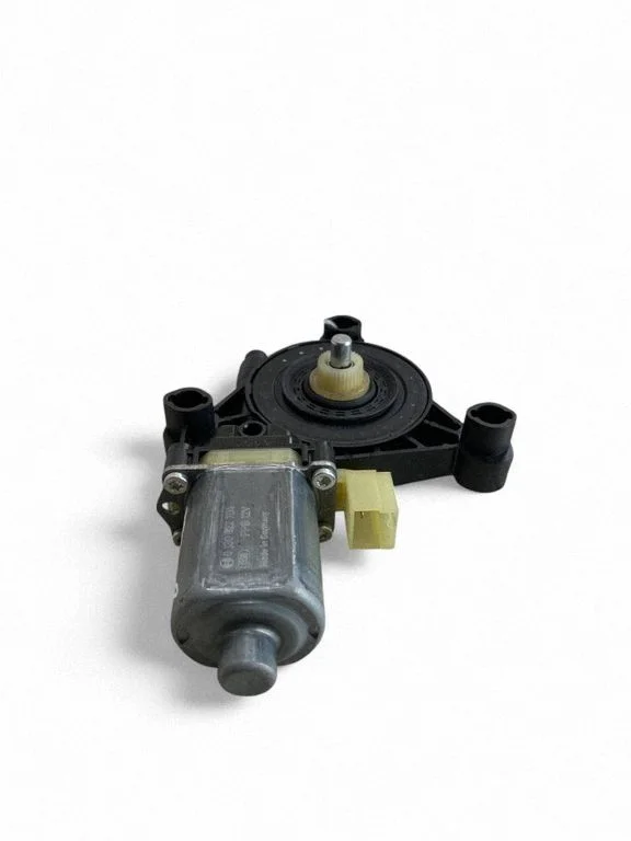 Front door window regulator motor – Audi Q7 4M (2015-)