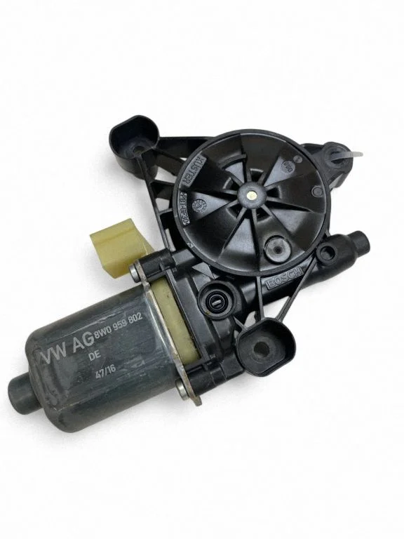 Front door window regulator motor – Audi Q7 4M (2015-)