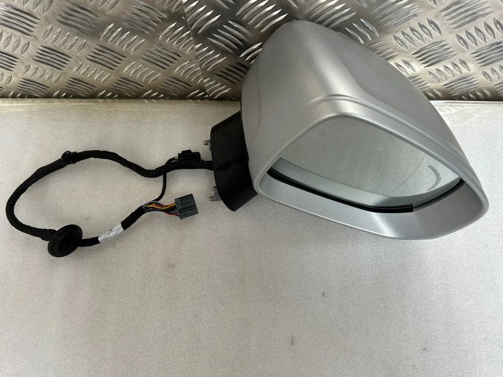 Esiukse elektriline välispeegel – Volvo XC90 (2014-)