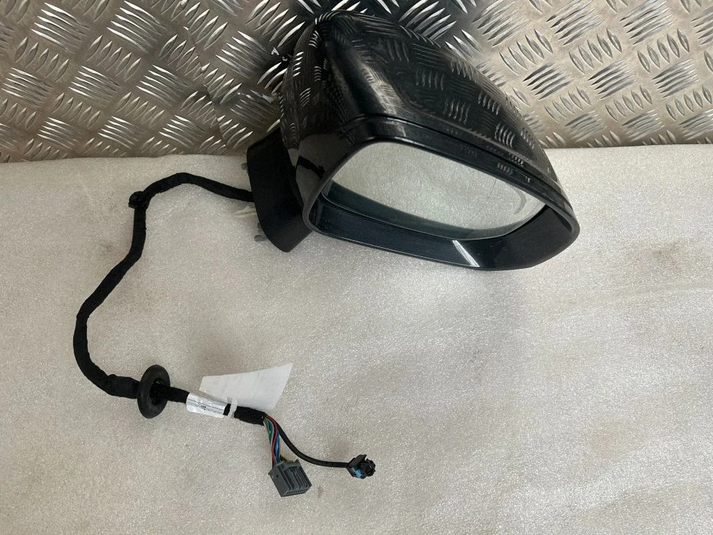 Spogulis (elektriski regulējams) – labā