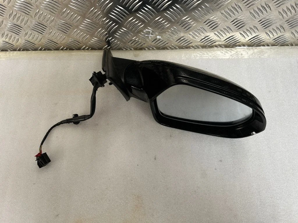 Front door electric wing mirror 4G1857410M