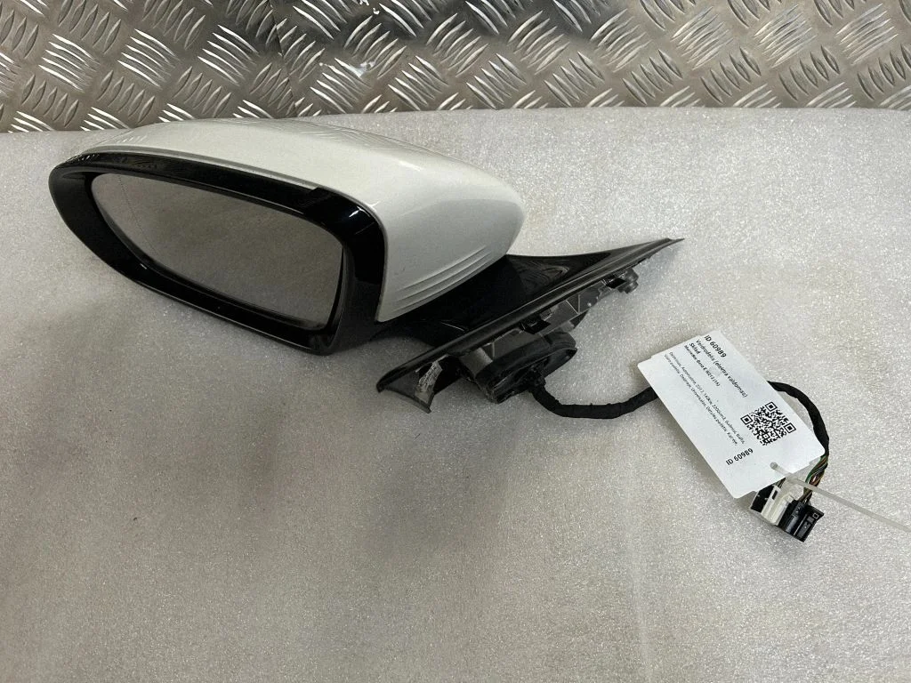 Esiukse elektriline välispeegel A2138102500