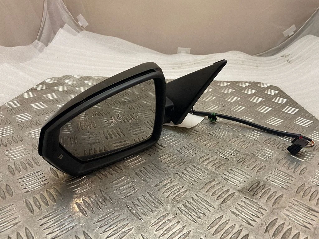 Front door electric wing mirror – Audi A1 (2018-)