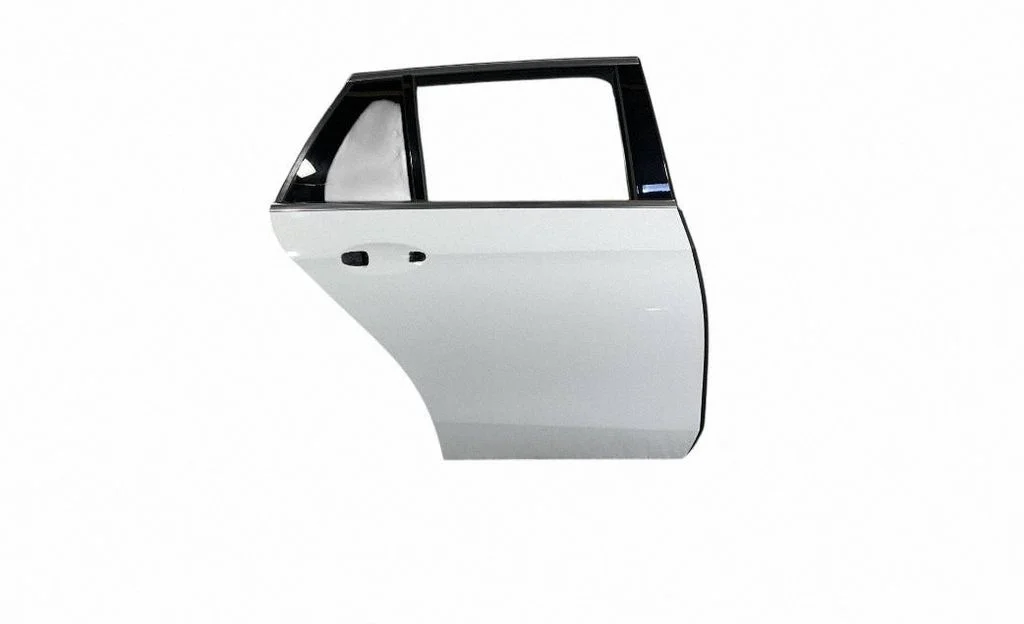 Rear door – rear right