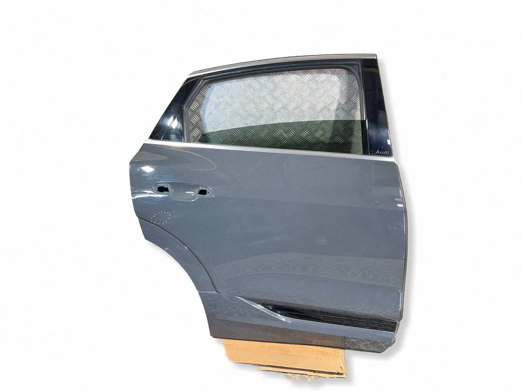Rear door – rear right