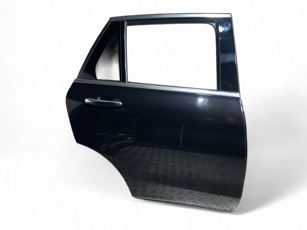 Rear door – right